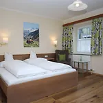 Ξενοδοχείο Hotel-garni Schernthaner Sankt Gilgen