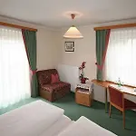 Hotel-garni Schernthaner 3*