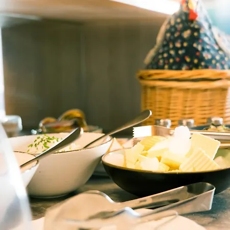 Hotel-garni Schernthaner Otel Sankt Gilgen