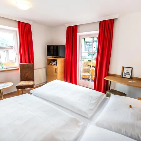 Otel Hotel-garni Schernthaner