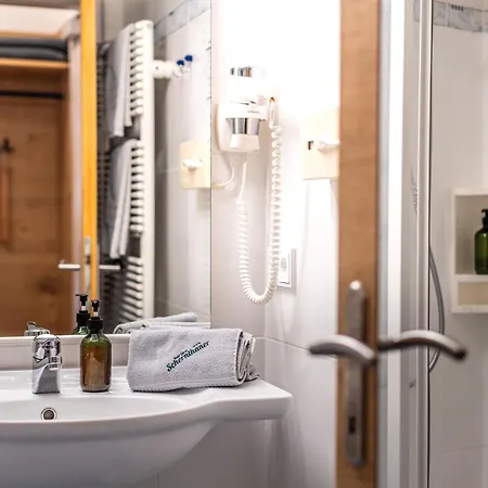 Hotel-garni Schernthaner Otel Sankt Gilgen