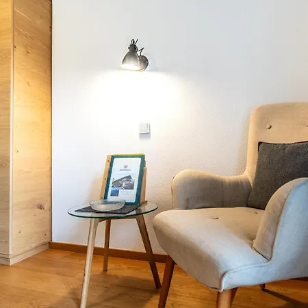 Otel Hotel-garni Schernthaner Sankt Gilgen