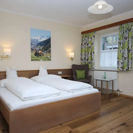 Otel Hotel-garni Schernthaner Sankt Gilgen