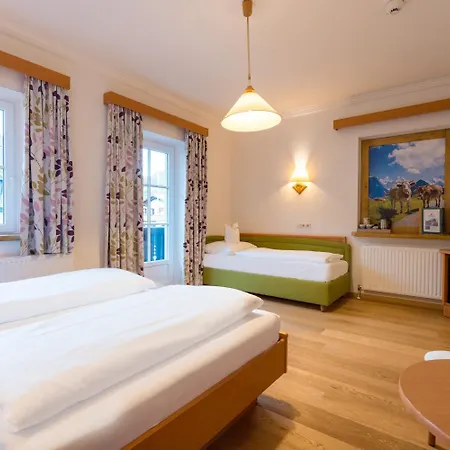 Hotel-garni Schernthaner Sankt Gilgen