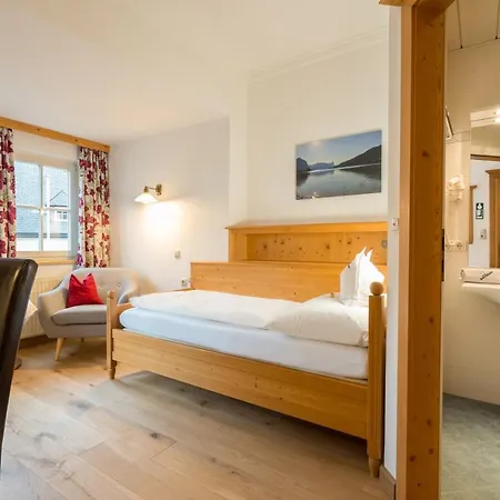 Hotel-garni Schernthaner Otel