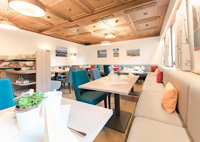 Hotel-garni Schernthaner 3*