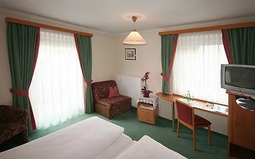 ホテル-ガル二 シャーンタナー 3*